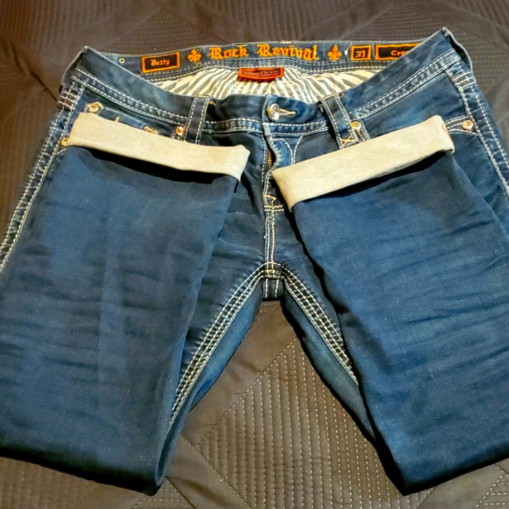Rock revival  capri shorts - Picture 2 of 7